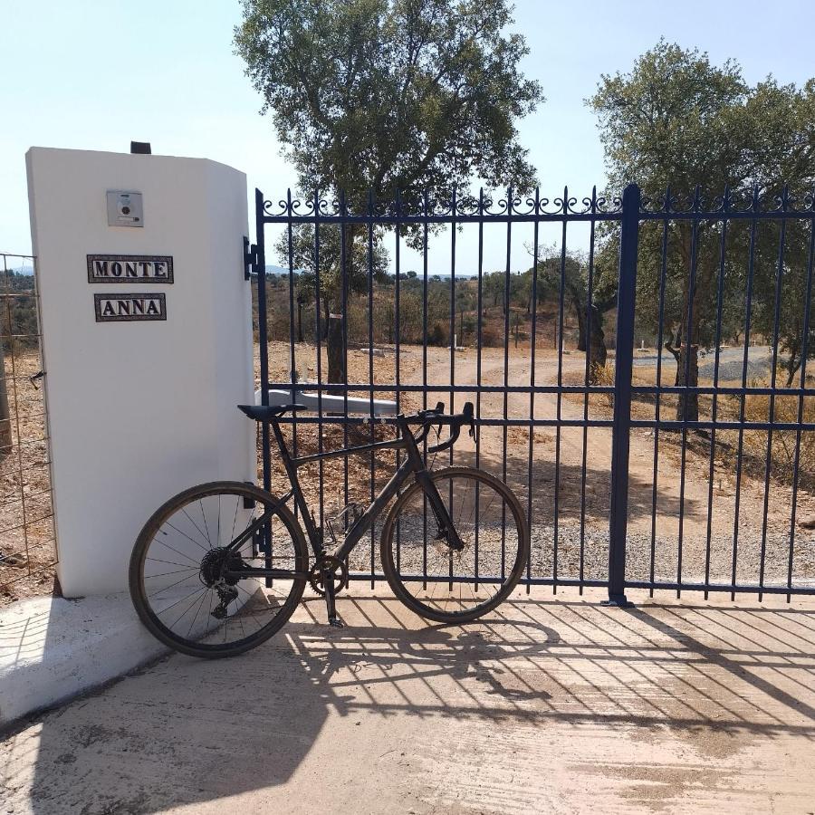 مبيت وإفطار Vila Verde de Ficalho Monte Anna المظهر الخارجي الصورة